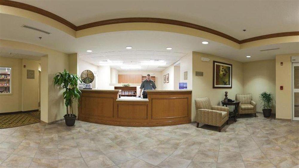 Candlewood Suites Kansas City Airport מראה חיצוני תמונה