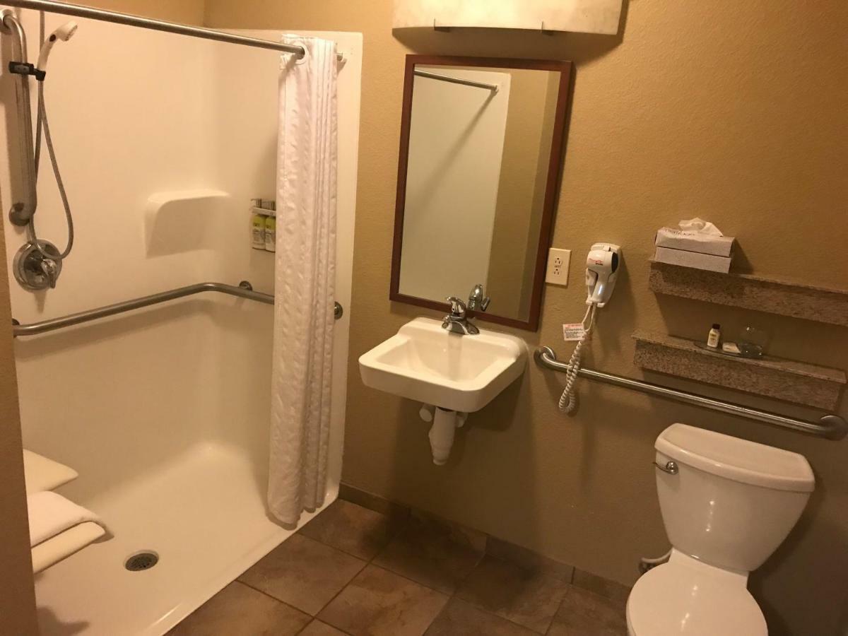 Candlewood Suites Kansas City Airport מראה חיצוני תמונה