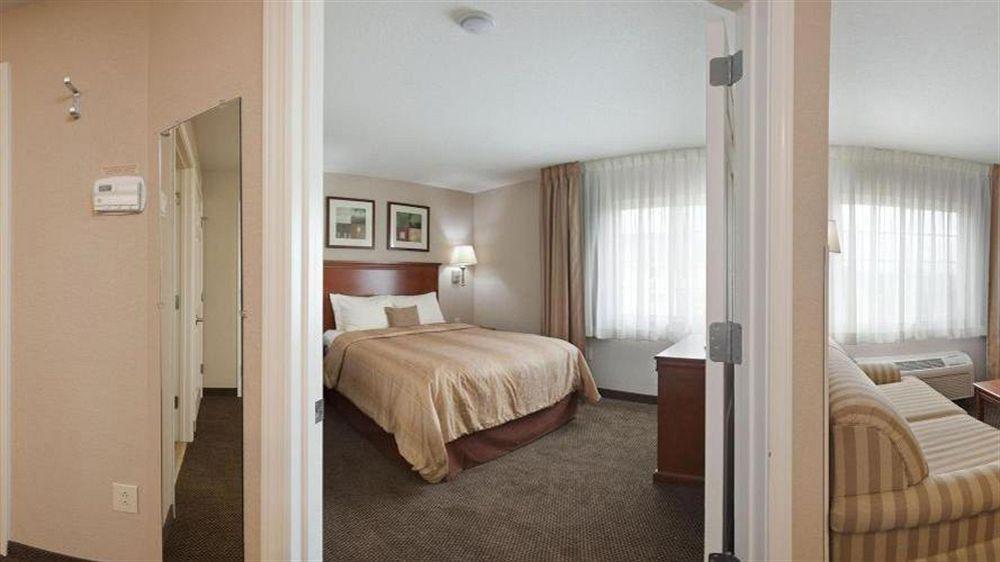 Candlewood Suites Kansas City Airport מראה חיצוני תמונה