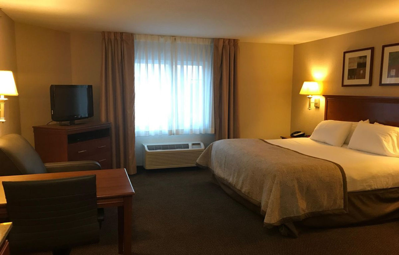 Candlewood Suites Kansas City Airport מראה חיצוני תמונה